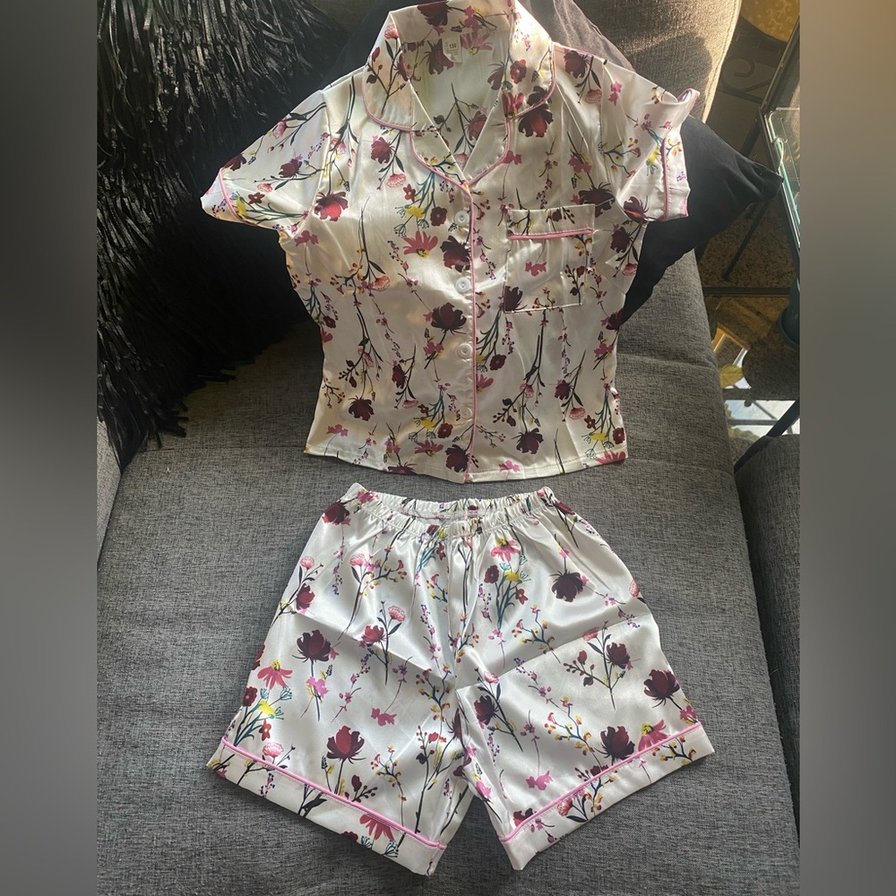 Girls small satin Jammie’s